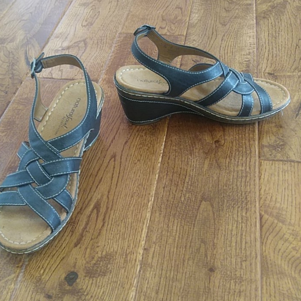 Womens Natural Soul wedges